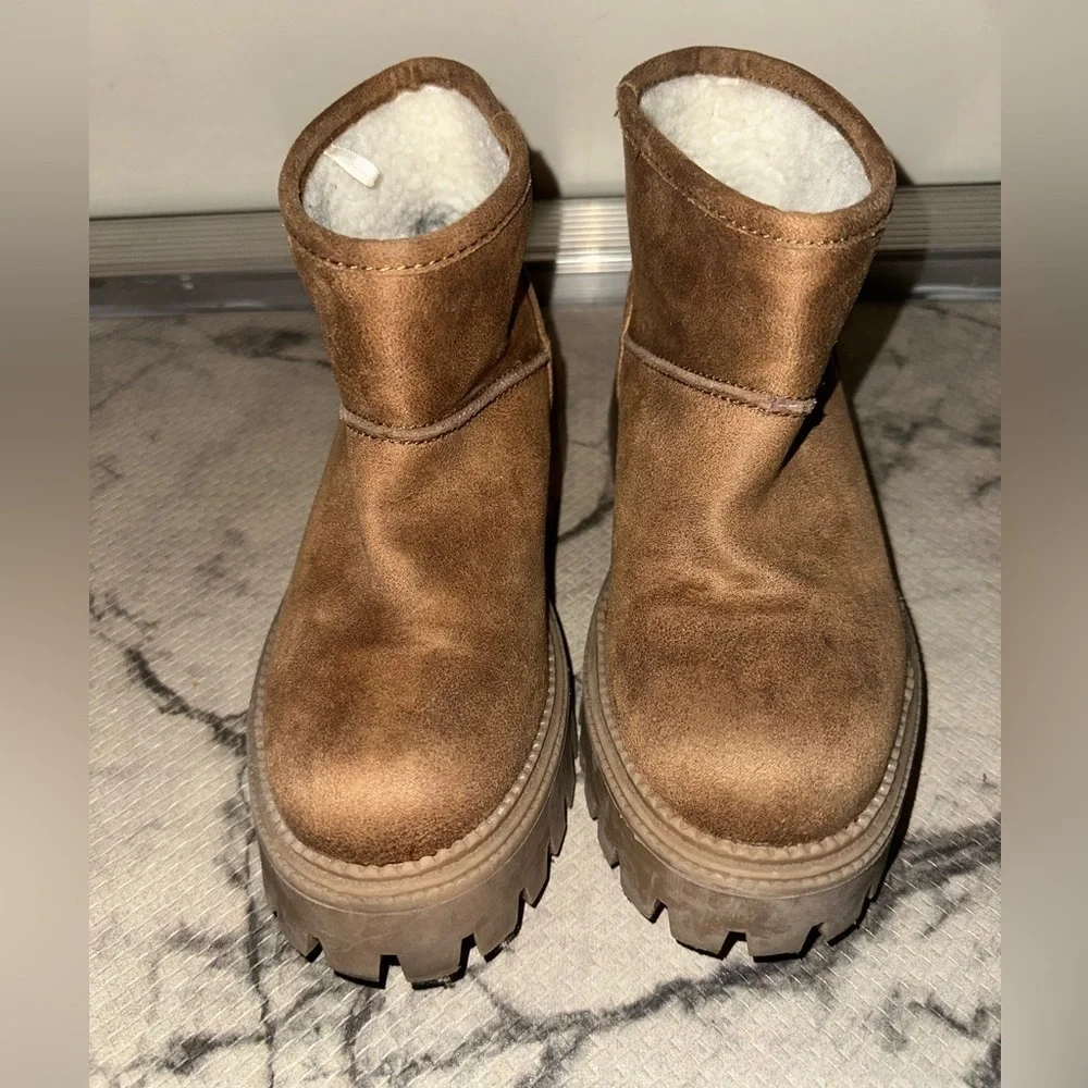 Dv dolce vita brown short ankle faux fur lined winter boots 6.5